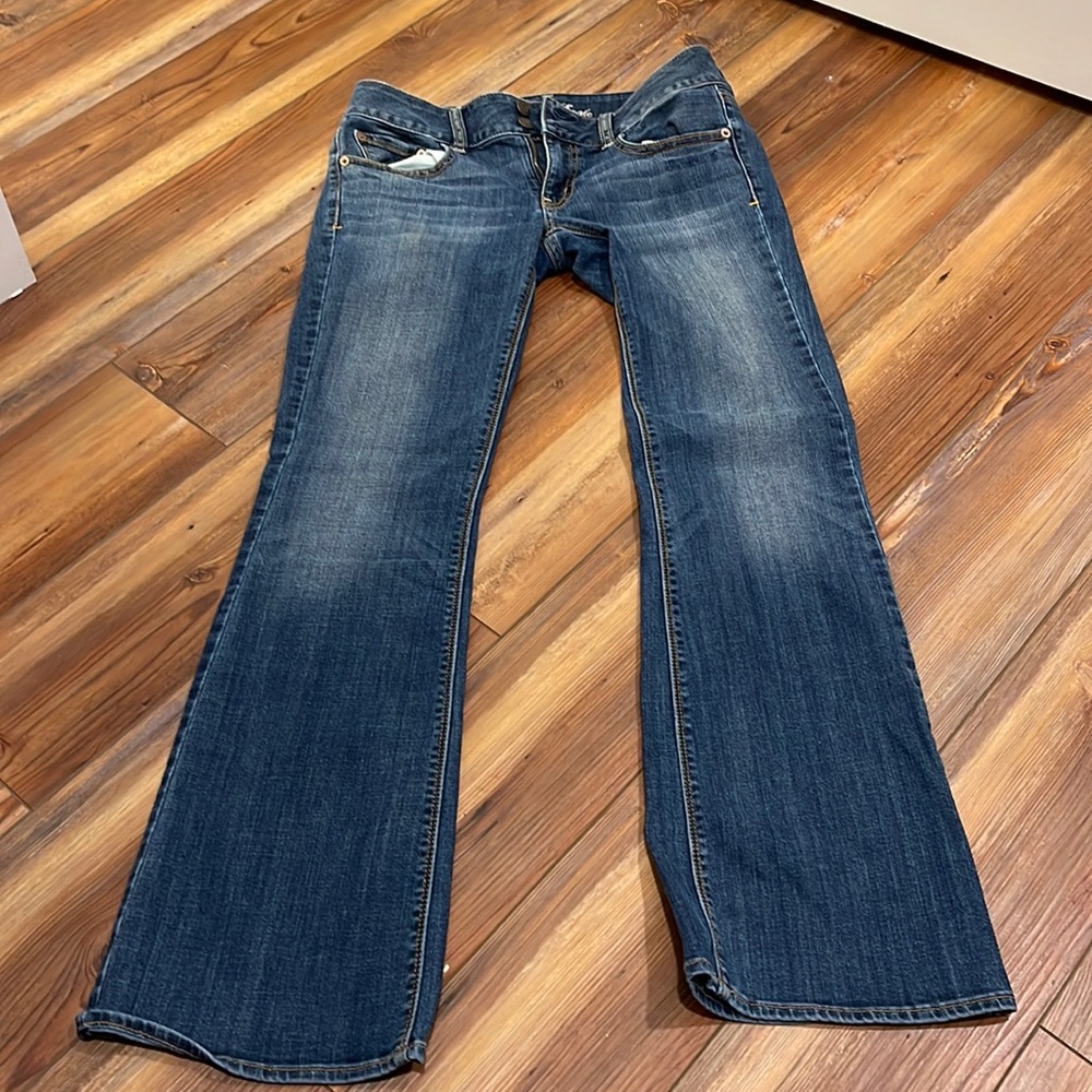 A E Artist Jeans